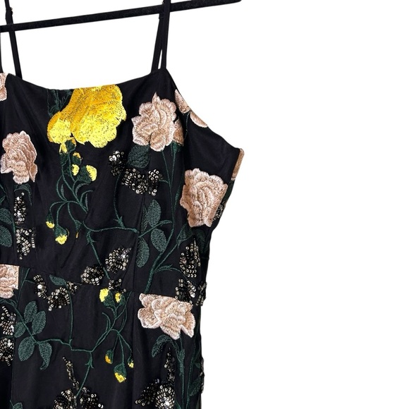 Lulu's Rue Black Floral Embroidered Sequin Bodycon Mini Dress- size Medium - Picture 5 of 14